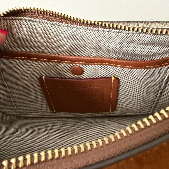 Coach Suede Waverly - Picture 4 of 6